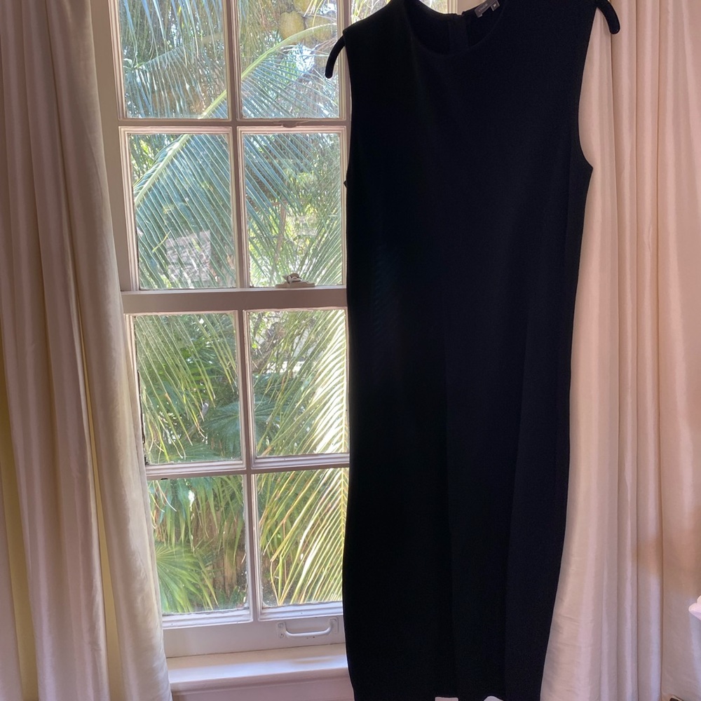 Vince Black Stretchy Sheath Dress Sz Medium - Picture 1 of 7